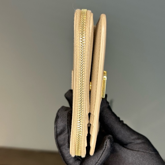 YSL Line Compact Zippered Wallet - Picture 6 of 11